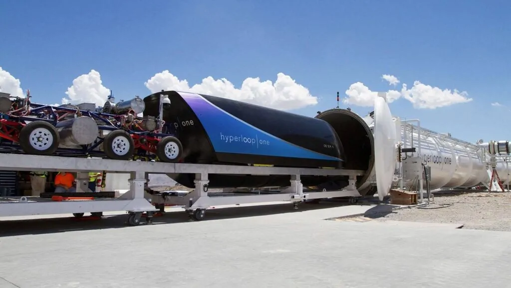 Капсула Hyperloop